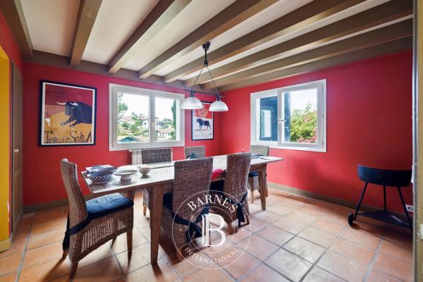 Saint-Jean-de-Luz, Maison 5 Chambres -  210 m² à vendre