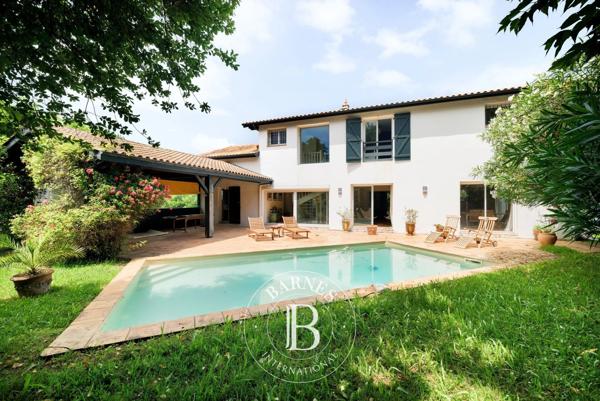 Saint-Jean-de-Luz, Maison 5 Chambres -  210 m² à vendre
