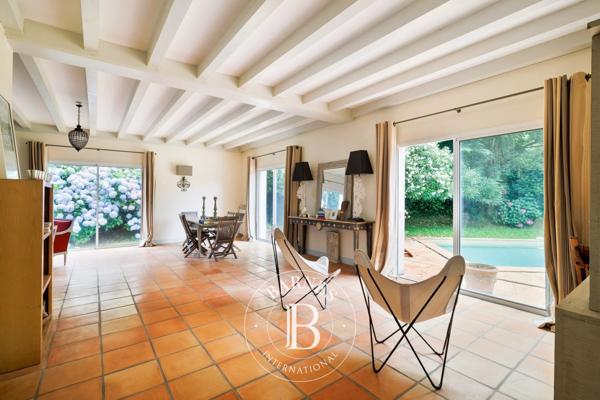 Saint-Jean-de-Luz, Maison 5 Chambres -  210 m² à vendre