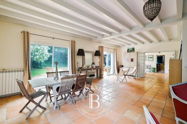 Saint-Jean-de-Luz, Maison 5 Chambres -  210 m² à vendre