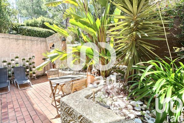 Appartement 3 pièces de 58 m² à Saint-Cyr-sur-Mer (83270)