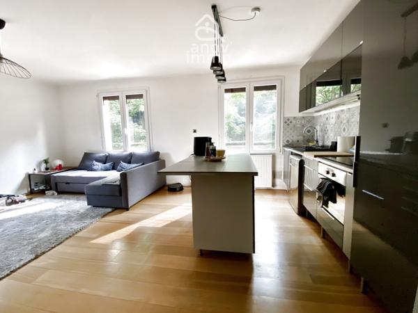 Appartement
                                                                                                                                                                                                                                                                                                                        2 pièce(s)                                                                                                                                                                                                          1 chambre(s)                                                                                                                                                                                                          49.43  m²