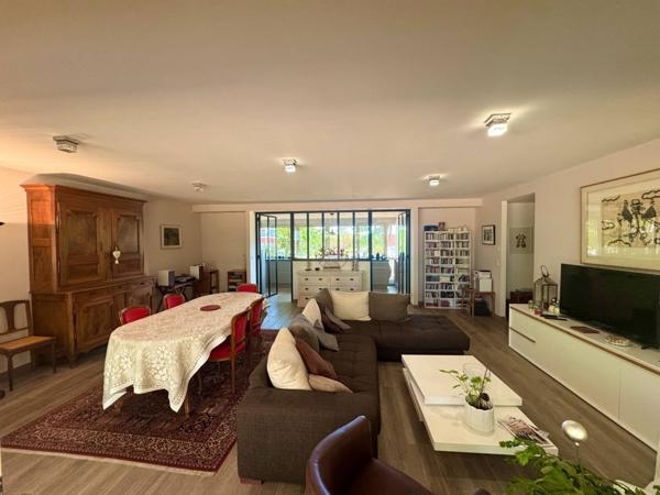 Appartement 5 pièces 165m² à vendre à Bourg-en-Bresse 01000