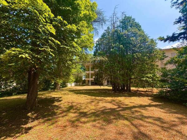 Appartement 5 pièces 165m² à vendre à Bourg-en-Bresse 01000