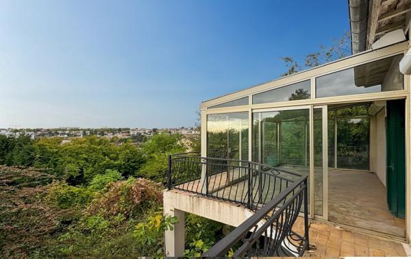 Maison 8 pièces - 210 m²