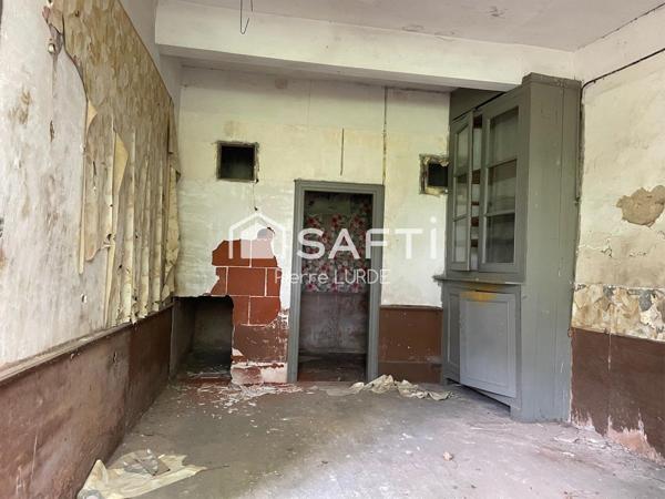 Maison de ville à rénover avec jardin