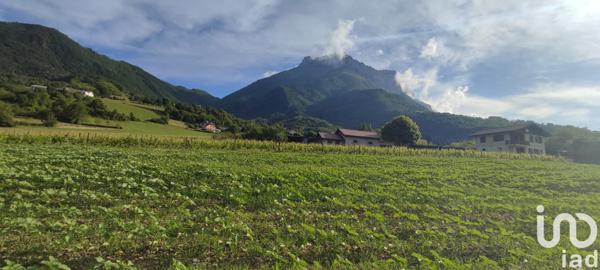 Terrain à vendre 1 133 m² Saint-Pierre-d'Albigny