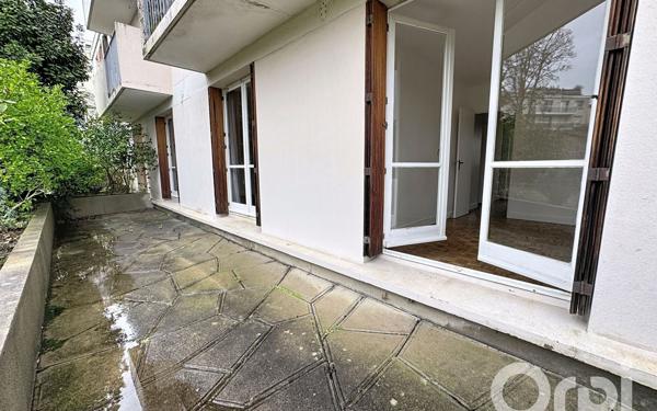 Appartement à vendre    4 pièces • 74,77 m2 Clamart