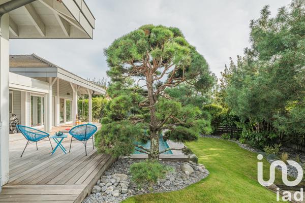 Maison à vendre 6 pièces 220 m² Vétraz-Monthoux