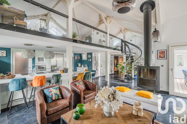 Maison à vendre 6 pièces 220 m² Vétraz-Monthoux