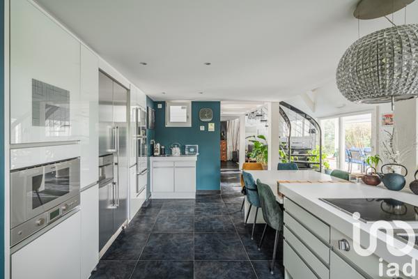 Maison à vendre 6 pièces 220 m² Vétraz-Monthoux