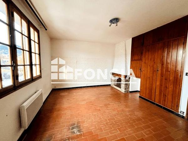 À vendre Studio 32.9 m² - Carqueiranne 83320