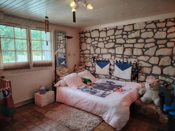 A vendre Jolie Maison de 113 m² sur un Terrain de 840 m² secteur calme et proche du centre ville Poitiers.