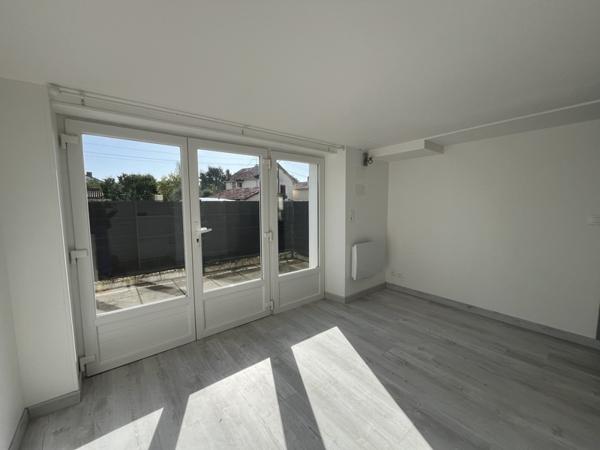 Appartement à louer 560 € CC Montpon-Ménestérol 3 p 60 m² DPE C