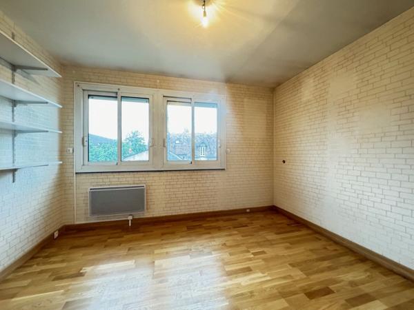 Vente Maison93,83 m² - 6 Pièces - ORLEANS (45000)