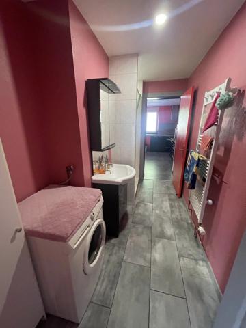 Vente                                                      Maison de village
                        
                     10 pièces                      152 m2                     à La Petite-Raon