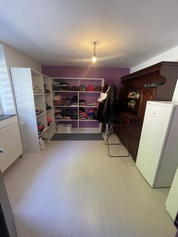 Vente                                                      Maison de village
                        
                     10 pièces                      152 m2                     à La Petite-Raon