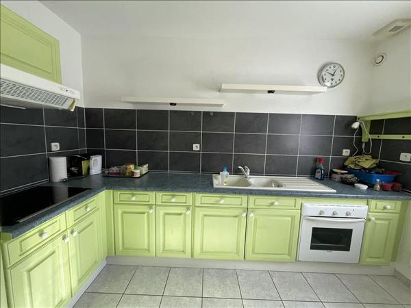 Maison à louer 852 € CC SEPMES 4 p 97 m² DPE D