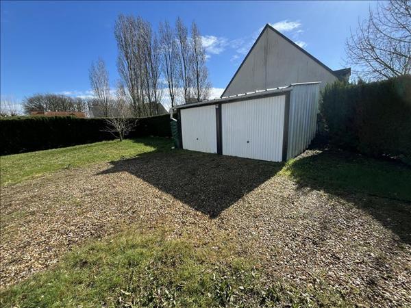 Maison à louer 852 € CC SEPMES 4 p 97 m² DPE D