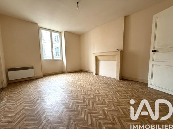 Maison à vendre 8 pièces 146 m² Brioux-sur-Boutonne