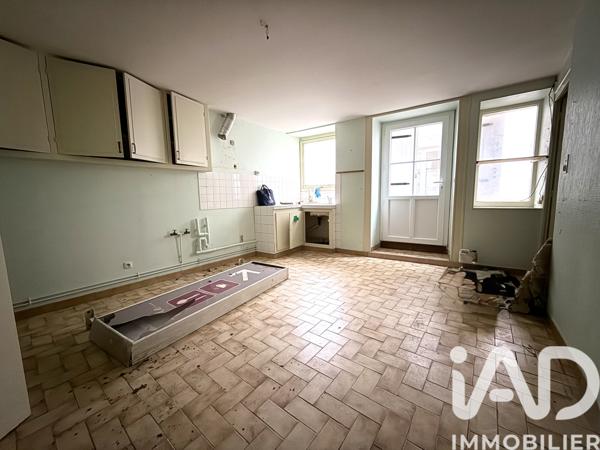 Maison à vendre 8 pièces 146 m² Brioux-sur-Boutonne