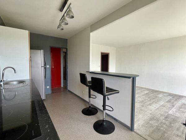 Appartement à vendre 117 288 € Saint-Herblain 3 p 67,6 m² DPE F