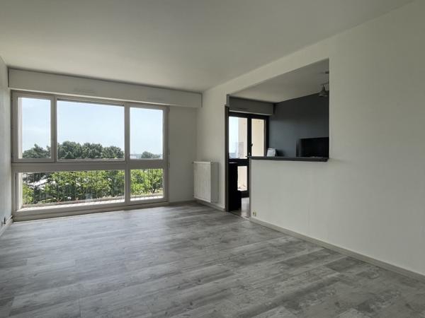 Appartement à vendre 117 288 € Saint-Herblain 3 p 67,6 m² DPE F