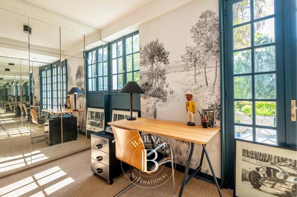 Asnières-sur-Seine, Maison 5 Chambres -  226 m² à vendre