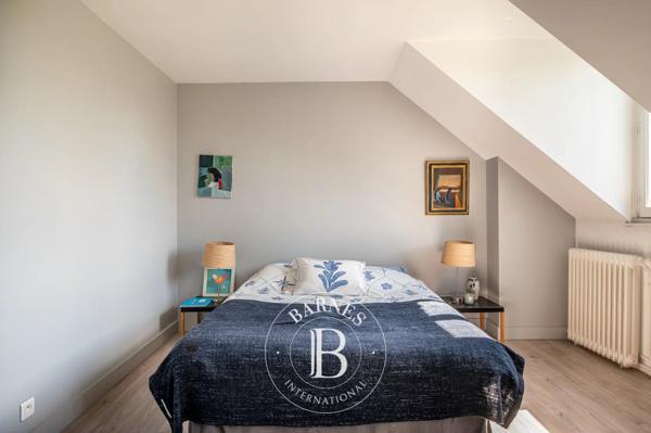 Asnières-sur-Seine, Maison 5 Chambres -  226 m² à vendre