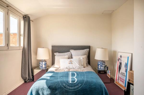 Asnières-sur-Seine, Maison 5 Chambres -  226 m² à vendre