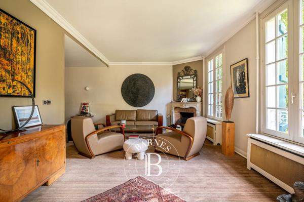 Asnières-sur-Seine, Maison 5 Chambres -  226 m² à vendre
