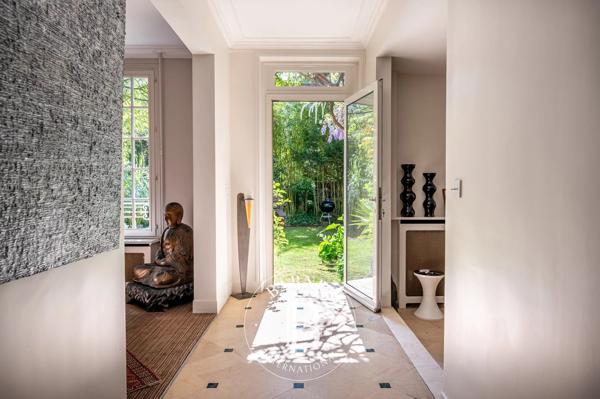 Asnières-sur-Seine, Maison 5 Chambres -  226 m² à vendre
