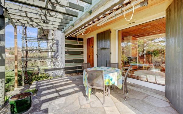 Maison à vendre    6 pièces •  Mornant