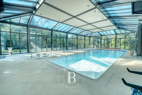 Crécy-la-Chapelle, Propriété 5 Chambres -  474 m² à vendre