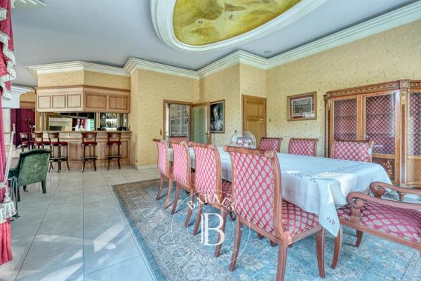 Crécy-la-Chapelle, Propriété 5 Chambres -  474 m² à vendre