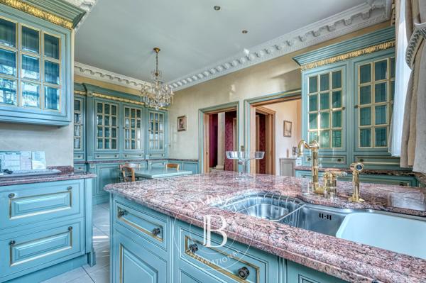 Crécy-la-Chapelle, Propriété 5 Chambres -  474 m² à vendre