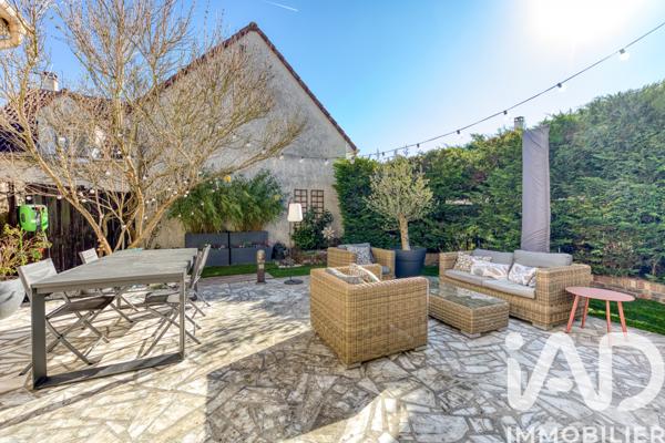 Maison à vendre 6 pièces 154,16 m² Noisy-le-Grand