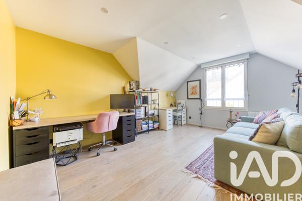 Maison à vendre 6 pièces 154,16 m² Noisy-le-Grand