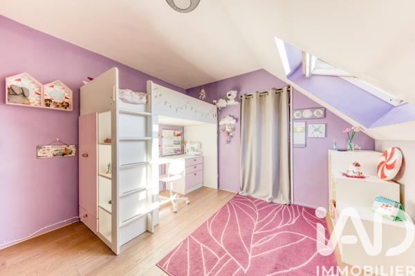 Maison à vendre 6 pièces 154,16 m² Noisy-le-Grand