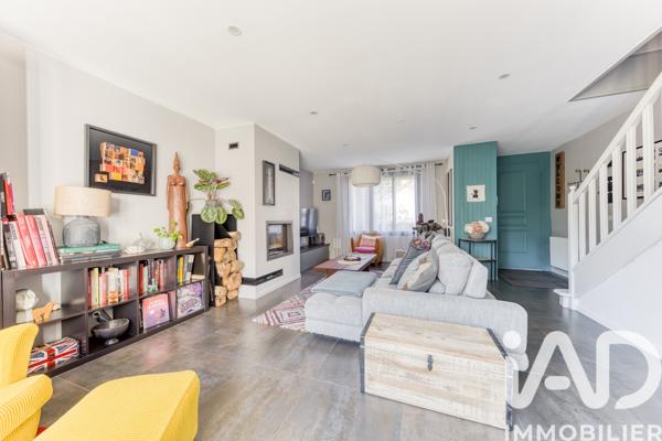 Maison à vendre 6 pièces 154,16 m² Noisy-le-Grand