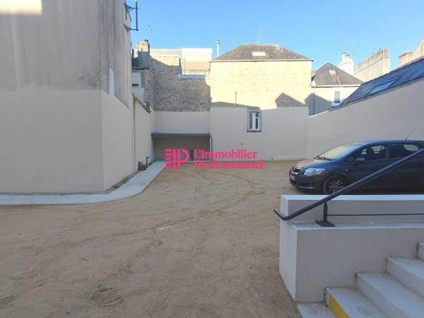 BUREAUX - 114 M2 - QUIMPER CENTRE