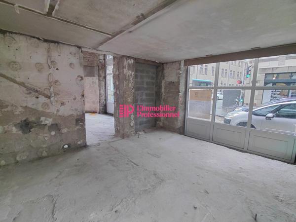 BUREAUX - 114 M2 - QUIMPER CENTRE