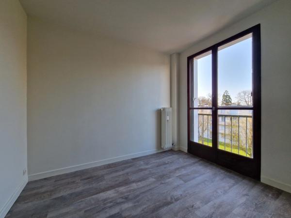 Appartement à vendre 3 pièces, une chambre, 64m² à TOURS (37)