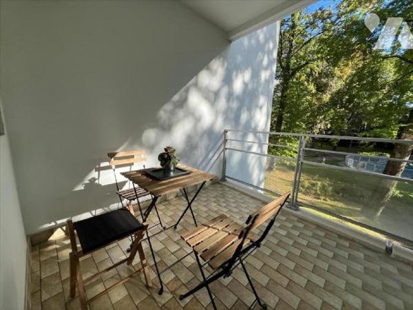 Situé à Biarritz,- quartier de Larochefoucauld, proche du Golf, dans une résidence calme et bie...