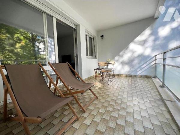 Situé à Biarritz,- quartier de Larochefoucauld, proche du Golf, dans une résidence calme et bie...