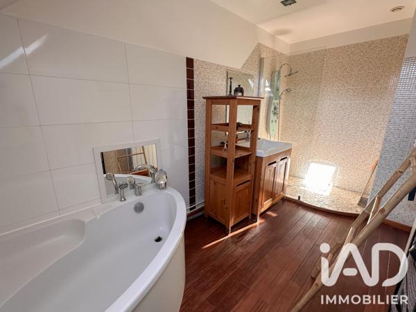 Maison à vendre 5 pièces 104 m² Cesson
