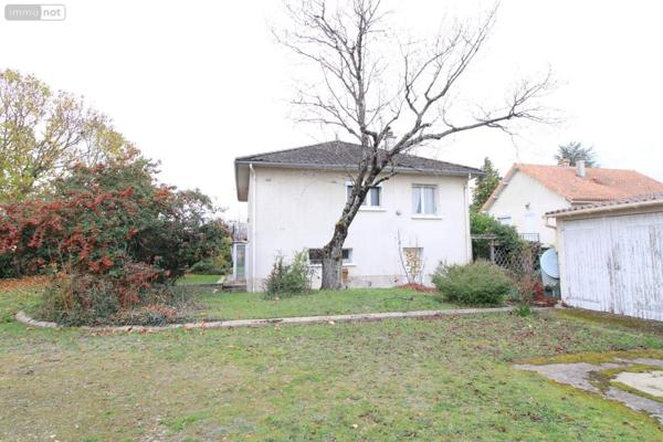 Maison à vendre à Neuville-de-Poitou dans la Vienne (86170), ref : N1961