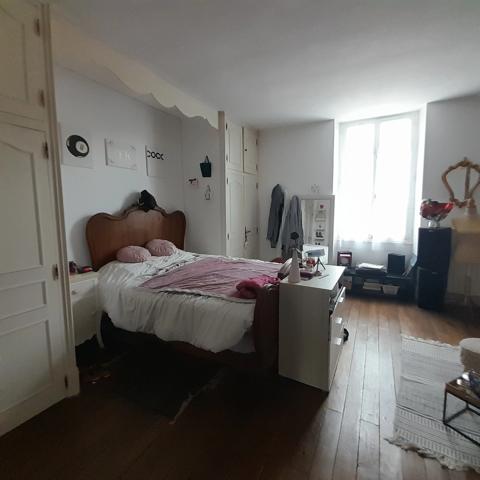 Maison familiale avec jardin de 4000m², à Saint Marcel (36)
