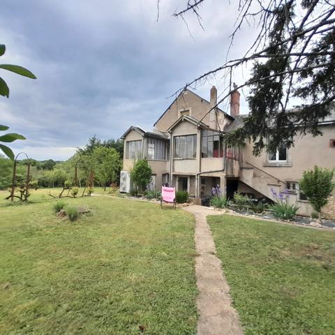 Maison familiale avec jardin de 4000m², à Saint Marcel (36)