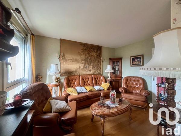 Appartement 4 pièces de 81 m² à Bizanos (64320)